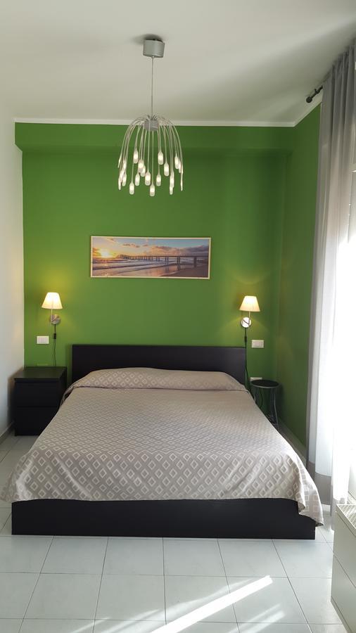 Hotel Sauro Viareggio Buitenkant foto